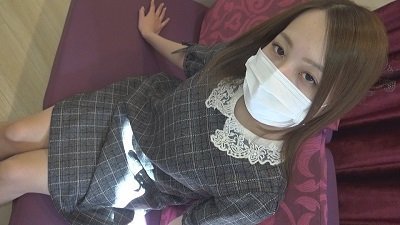 FC2PPV-1274494 【個人撮影】えりな21歳　容姿端麗お嬢様系パイパン娘に大量中出し}