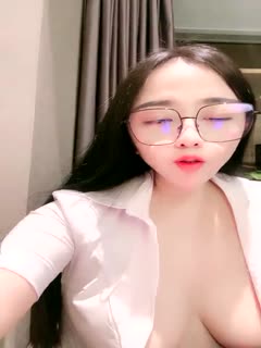 乔宝，职场OL可爱美女下海!.}