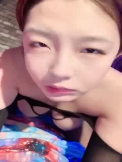 反差小母狗00后小仙女，深喉草嘴淫声荡语，后入爆草浪叫，爽，对男友彻底的服从，超赞值得一撸！}