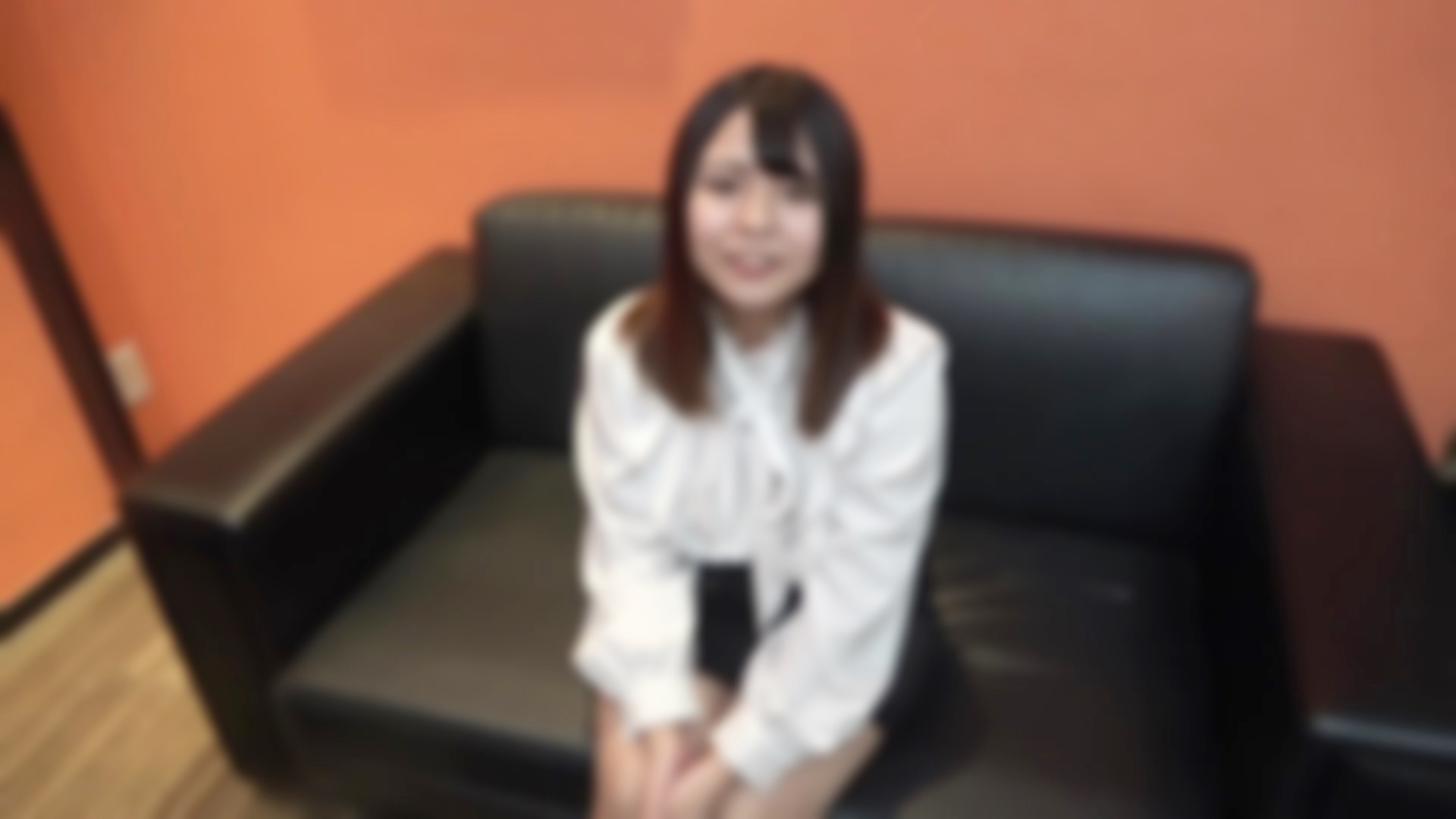 FC2-4338277 142㎝のチビ可愛い爆乳っこを街でGET！ ！背の小さいはエロくて感度も最高！！！}