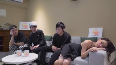 狩猎醉酒女决战阳痿男.}