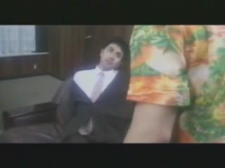 董事秘书 安奈}